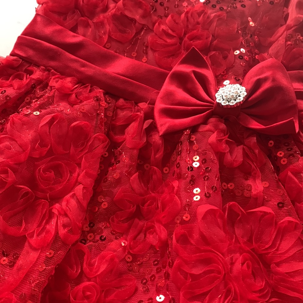 EUC Red Flower Sparkle Dress 4T - Picture 2 of 5